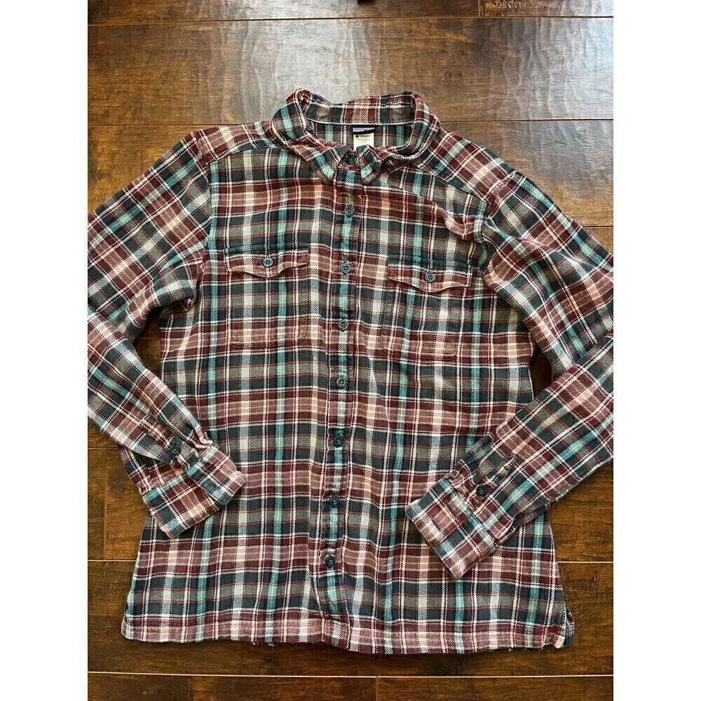 Womens Patagonia Button Down Plaid Flannel Sz 12